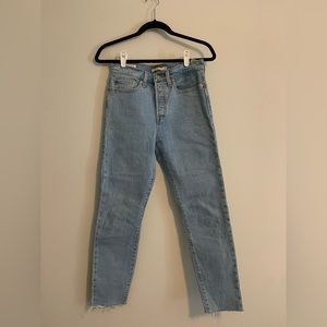 Levi’s Wedgie Icon Fit High Waist Raw Hem Ankle Jeans (Tango Talks) size: 27